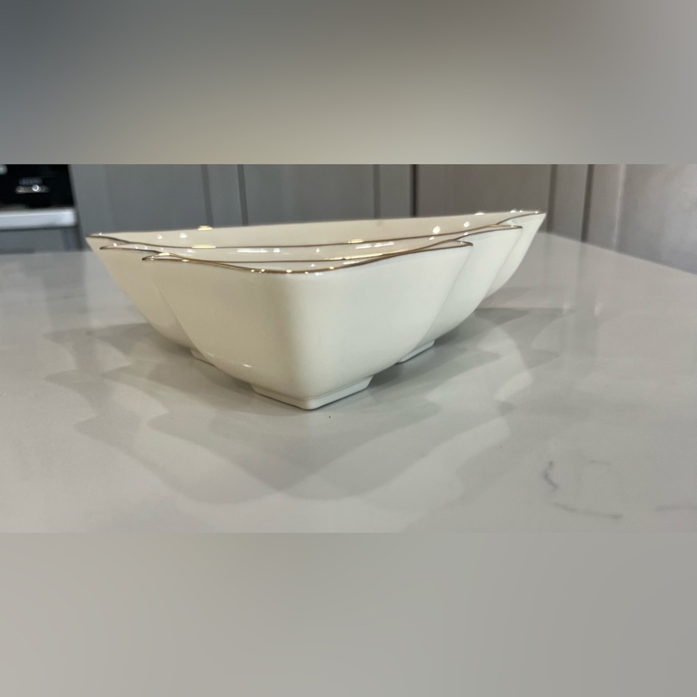 Christmas Serving Dish  Lenox Holiday Tree Divided Server 3 sections. New - Picture 6 of 10